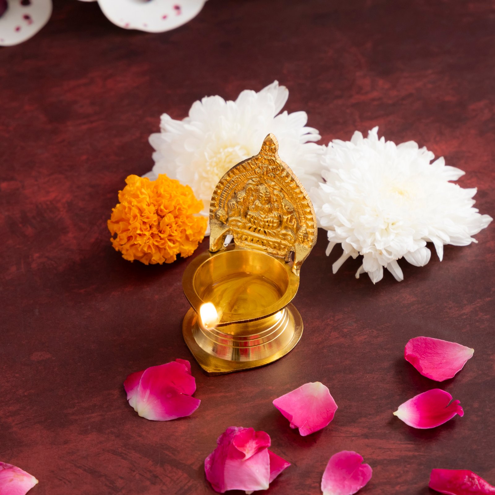Decowill Brass Kamakshi Diya | Pure Brass | Deepak for Pooja | Festive Decor photo 3