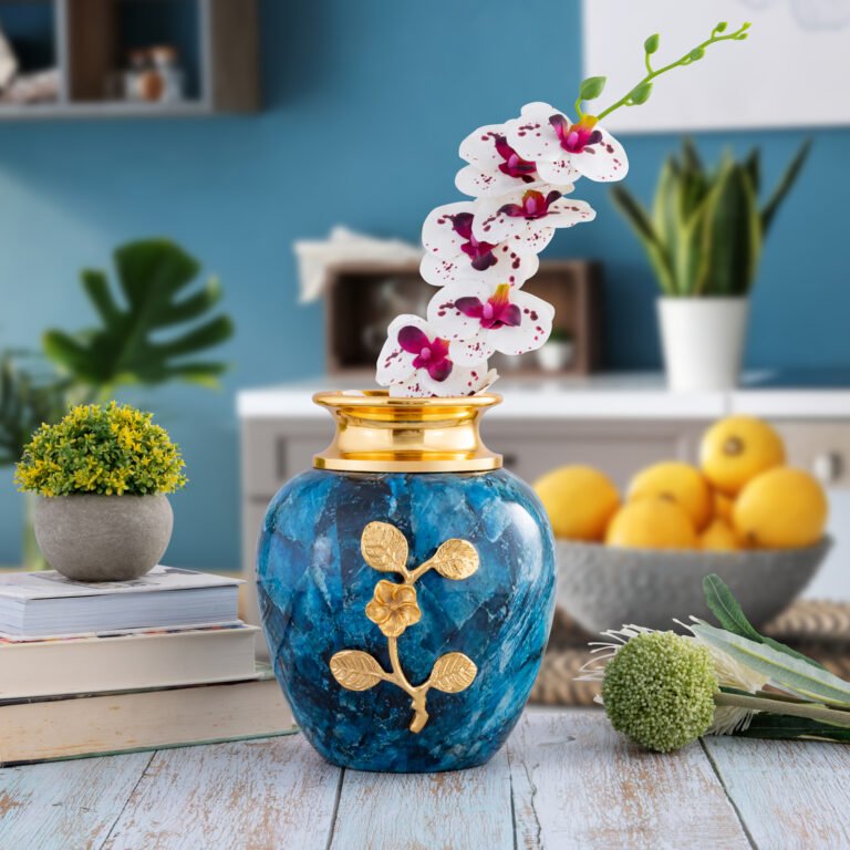 brass flower vase circle
